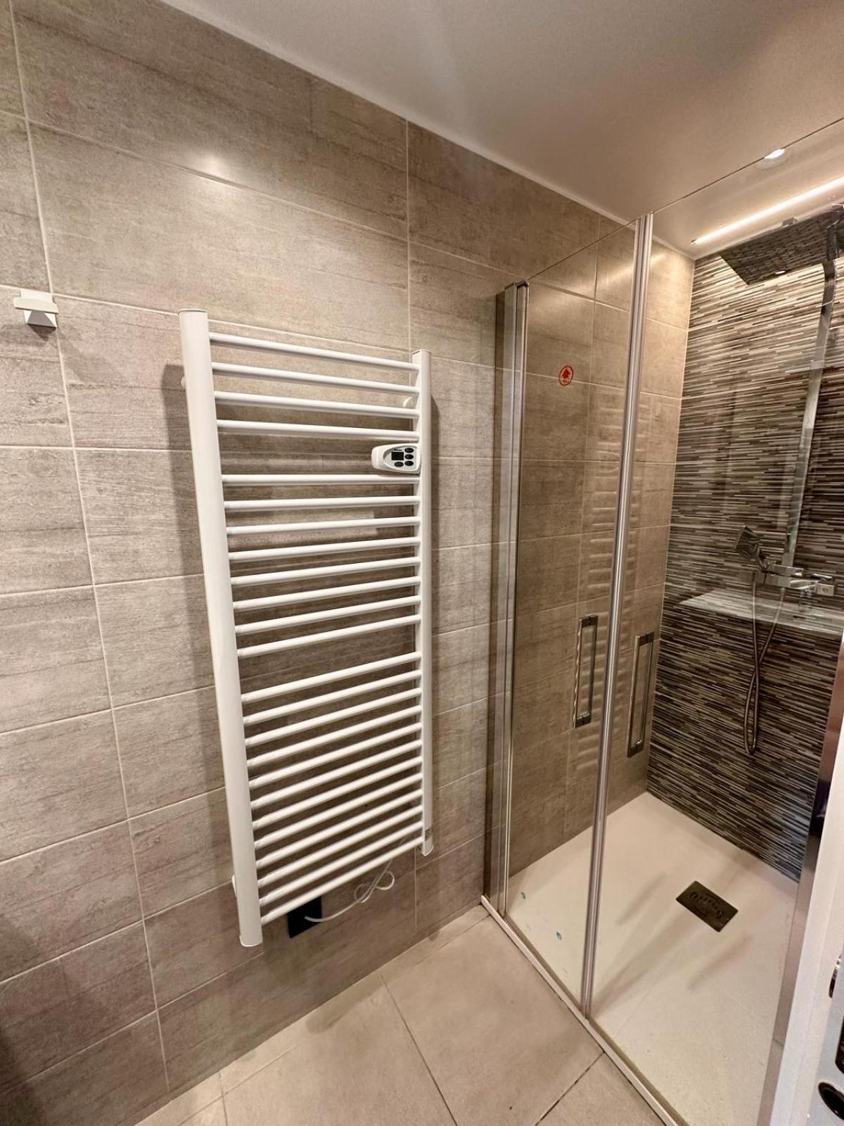 Frontera Blanca Superior Apartment Pas De La Casa Ngoại thất bức ảnh